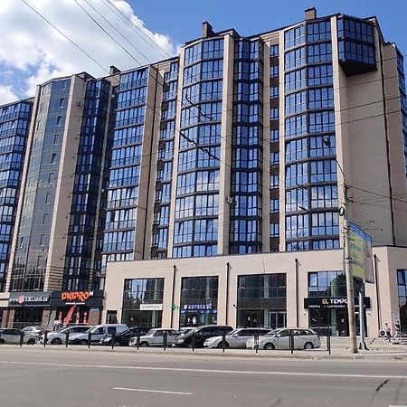 Сучасні Апартаменти Lutsʼk Esterno foto
